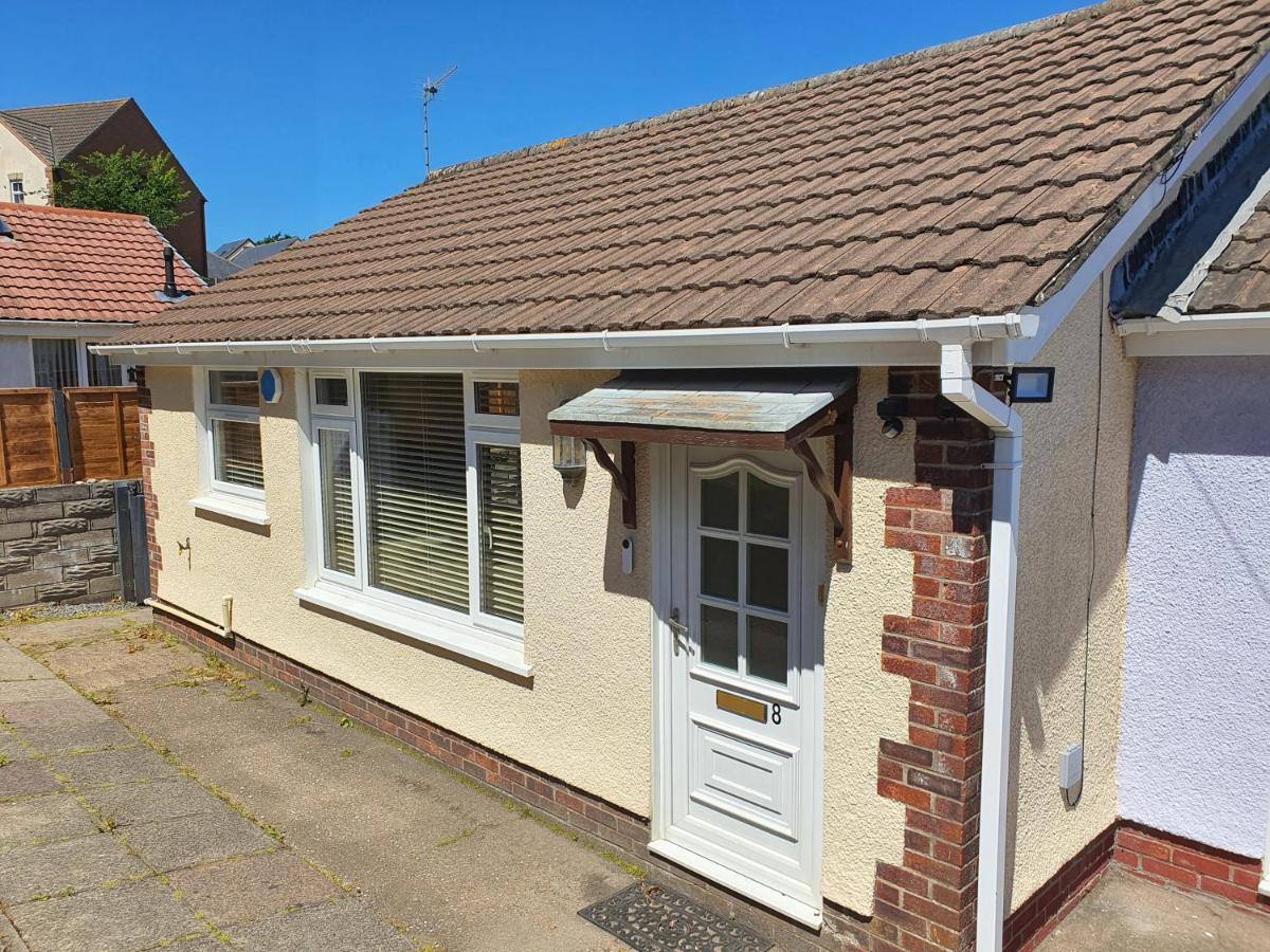 The Mumbles - Bungalow - 2 Bedrooms - Pet Friendly Swansea Exteriör bild